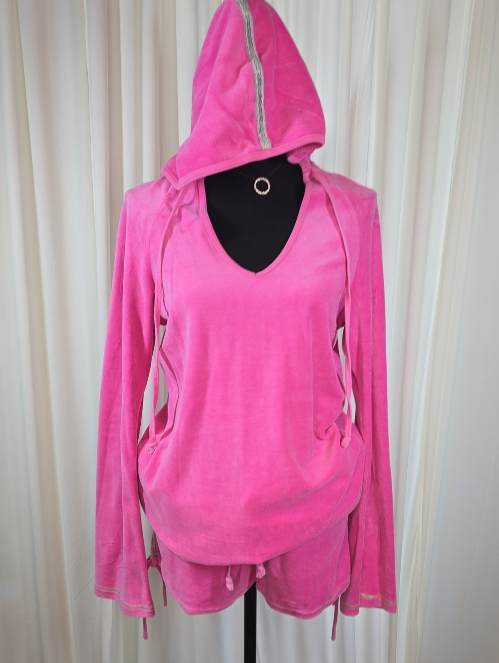 Twisted Heart Y2K Pink Velour Hoodie & Short 2-Piece Set Size Large